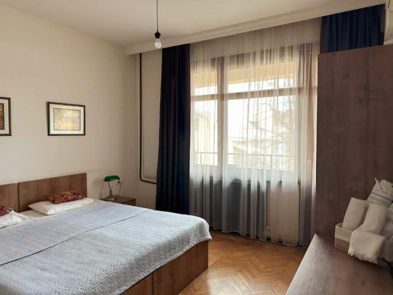 Hotel Home ティビリシ エクステリア 写真